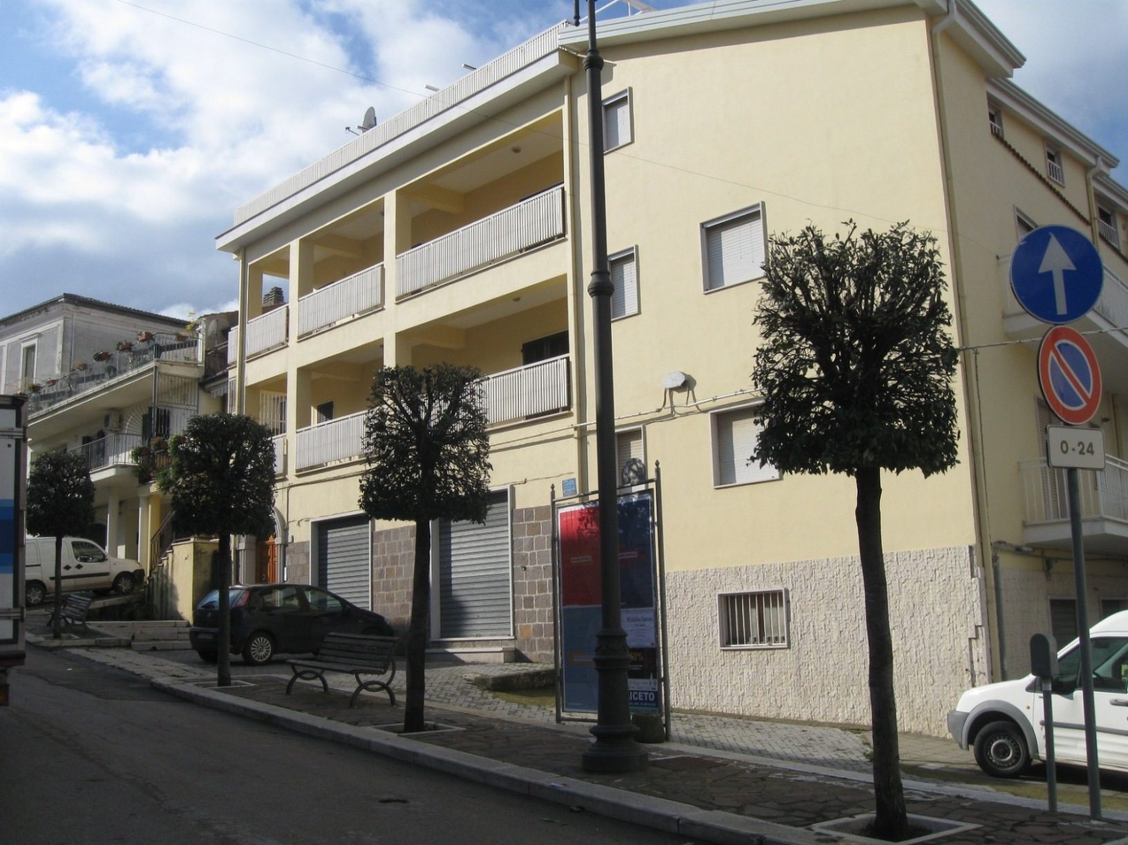 Leopoldo Faretra-Case Rocchetta Sant'Antonio (4).JPG